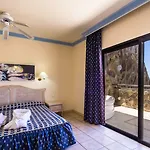 Bluebay Club Apartman