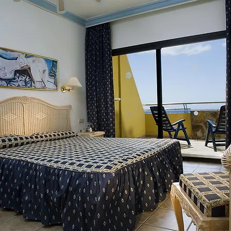 Bluebay Club
