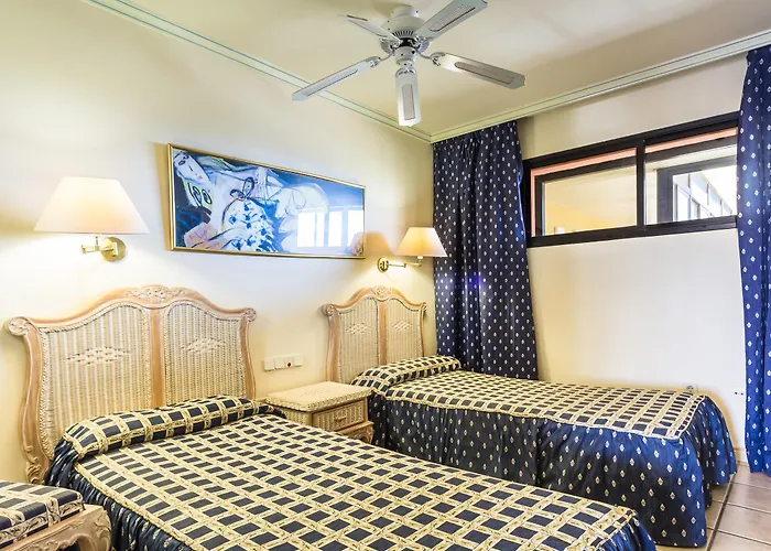 Bluebay Club Apartament *