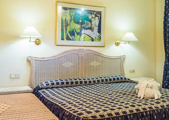 Bluebay Club Apartament *